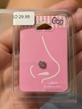NWT-Hello Kitty Silver L-bend Nose Stud with Crystal Accent